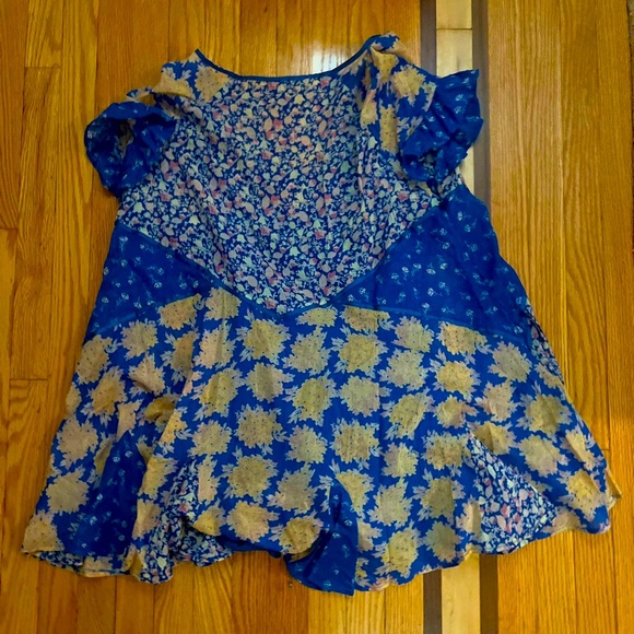Free People T shirt dress with built in adjustable slip - Picture 2 of 4